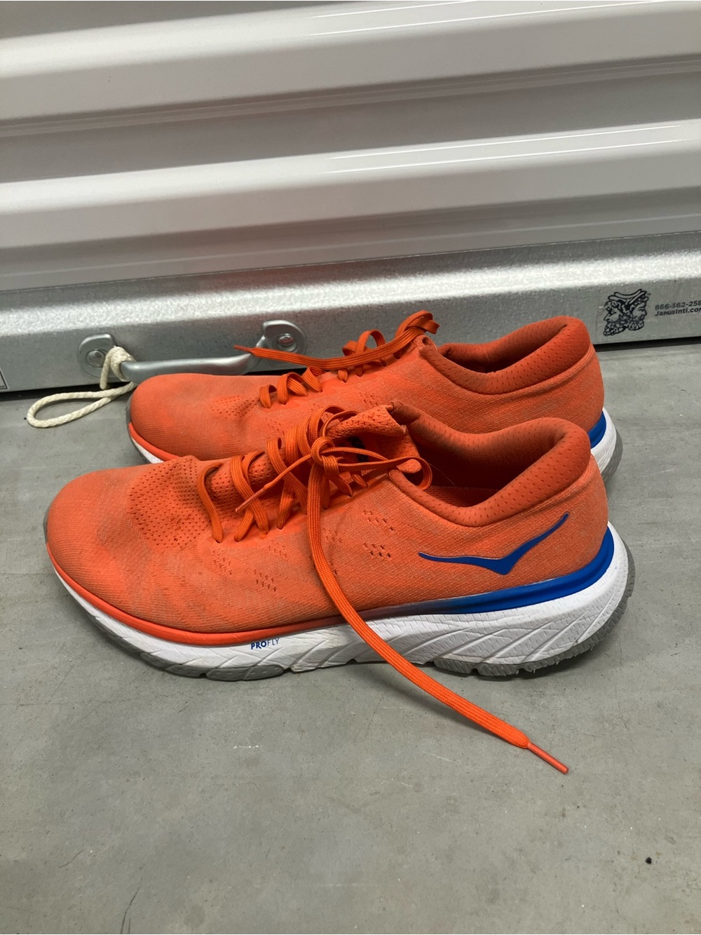 Hoka One One Cavu 3 Shoes men’s 11 Sneakers Lightweight Mesh Running Gym